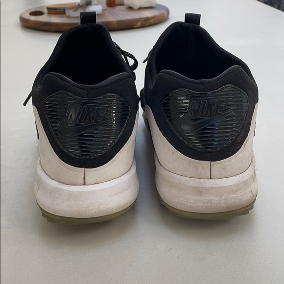 Two pair of Nike air max golf shoes. Size 12. - Picture 8 of 9